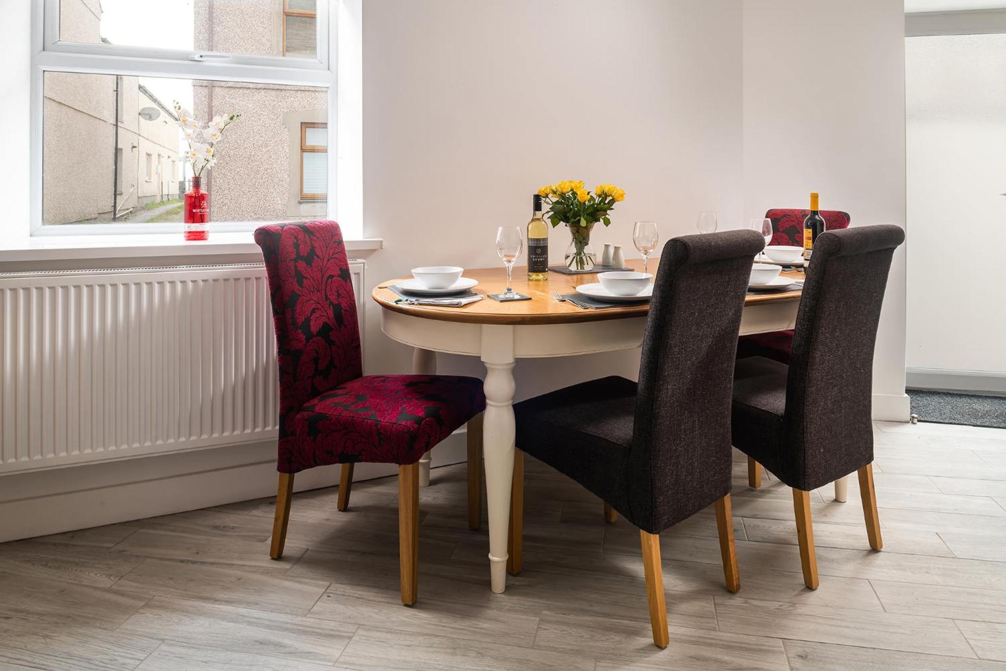 New Luxurious Escape Charming Dog Friendly Holiday home